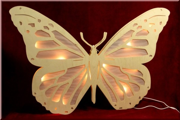 Fensterbild Schmetterling mit Beleuchtung